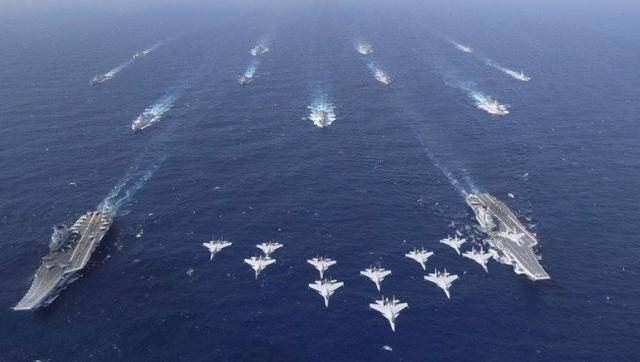 “第一岛链”内外，中美航母“2对2”南北隔空对峙