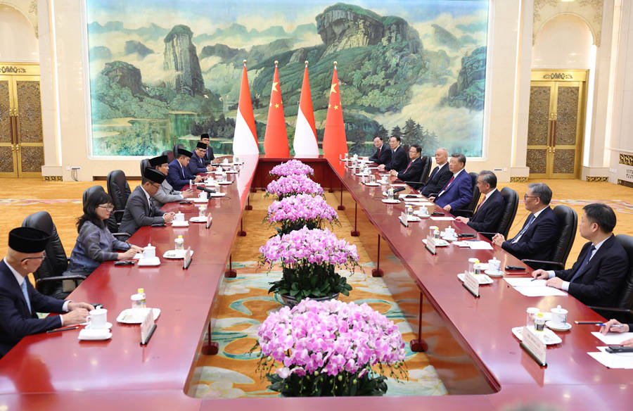 习近平会见印度尼西亚总统普拉博沃