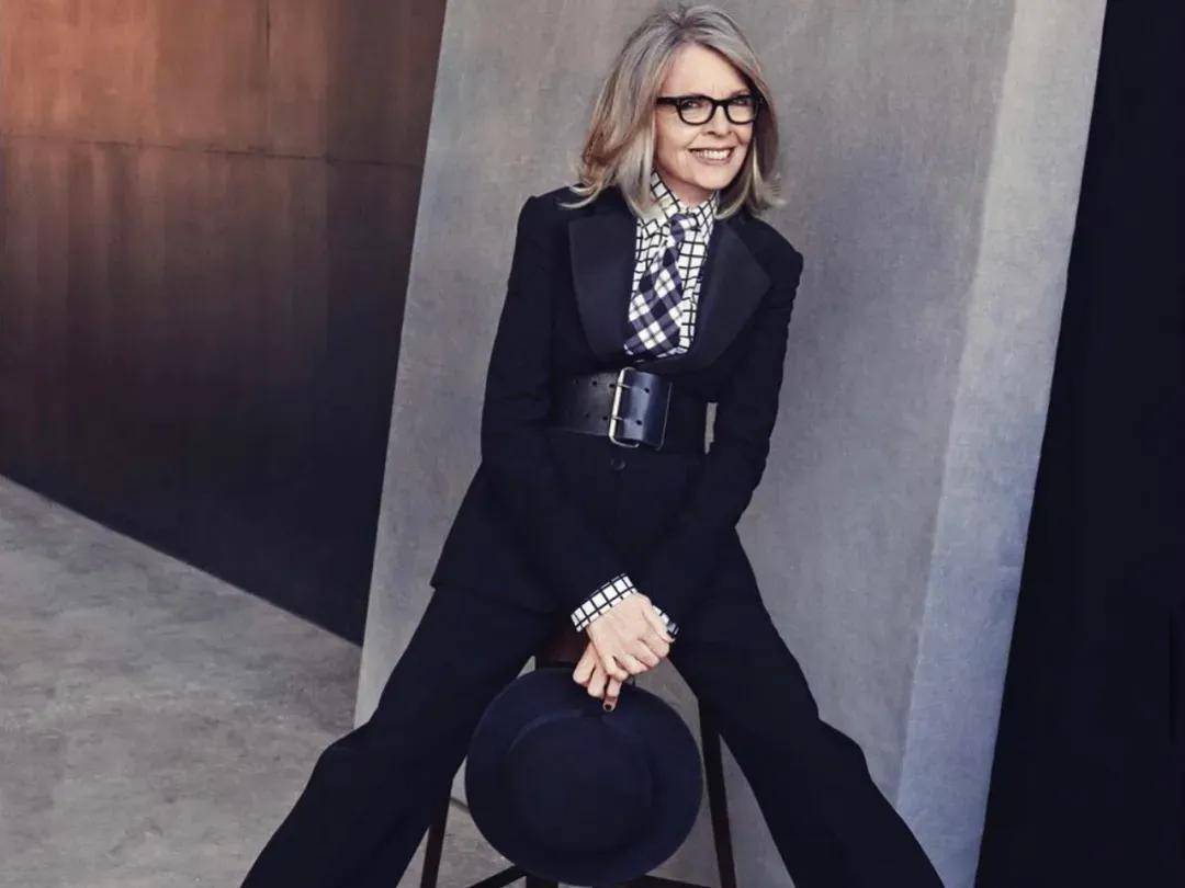 79岁奥斯卡影后离世,她是男神收割机,松弛中性风穿搭鼻祖